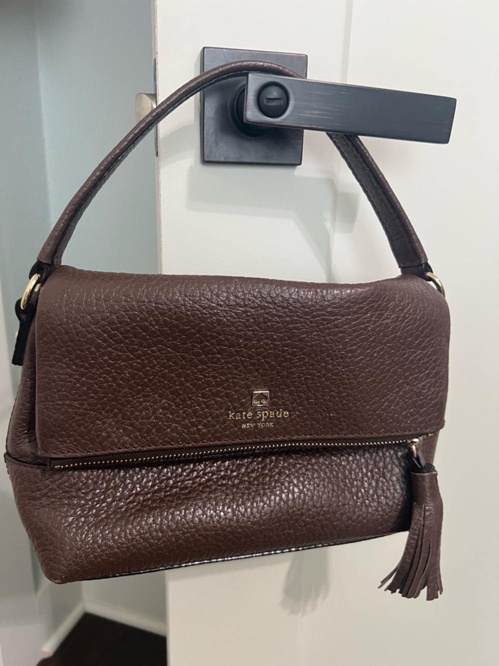 kate spade Brown Pebbled Leather Shoulder Bag with Tassel EUC